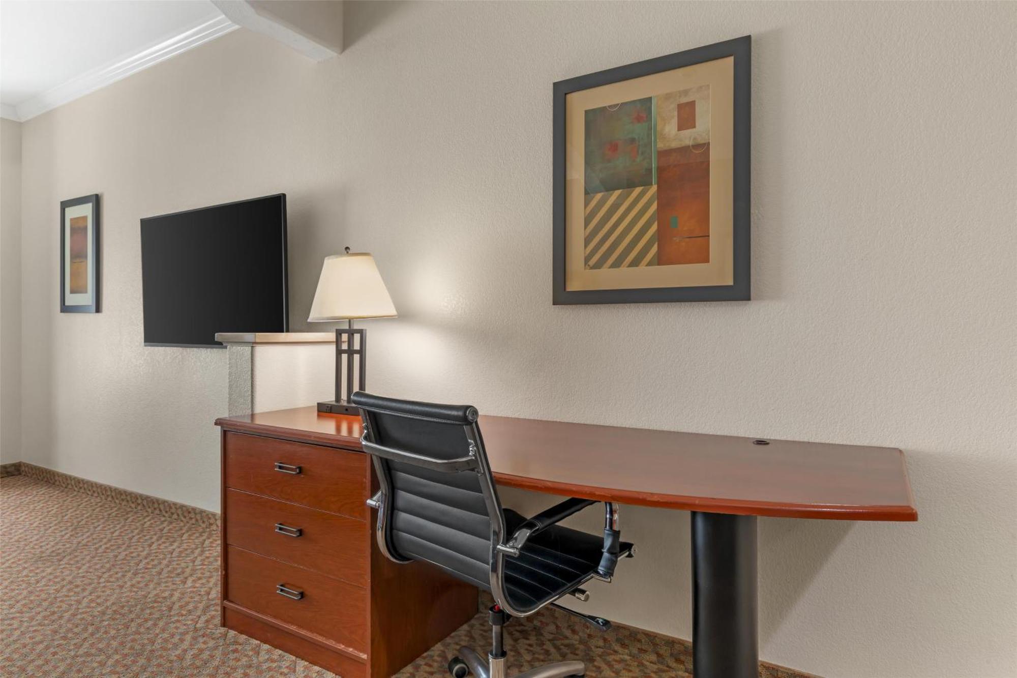 Hotel Western Inn&suites 3*